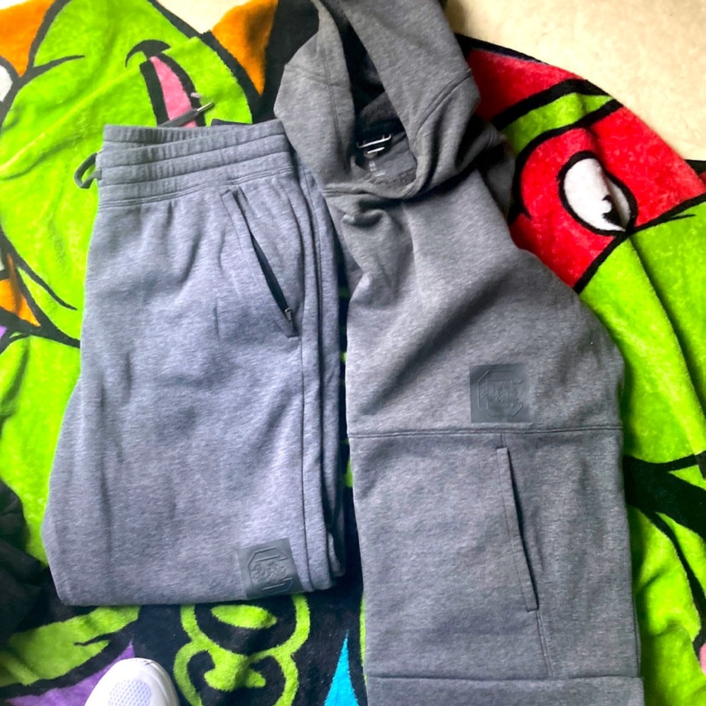 Under armour USC GAMECOCKS jogging suit